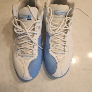 Air Jordan basketball shoes MENS size 8.5